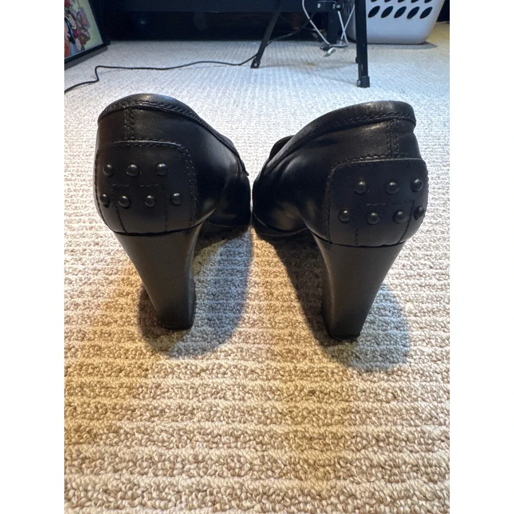 Tod's Black Leather Heeled Loafers Pumps Block Heel Tonal Hardware